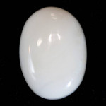 Australian Milky White Opal - 4.00 Carat / 4.25 Ratti