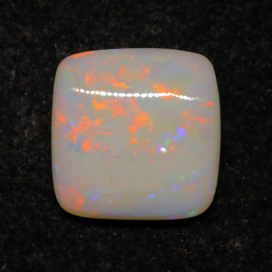 Australian Opal With Fire - 4.93 Carat / 5.50 Ratti