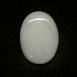 Australian Opal With Fire - 4.14 Carat / 4.50 Ratti