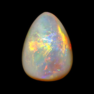 Australian Opal With Fire - 3.60 Carat / 4.00 Ratti