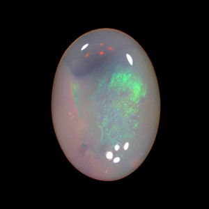 Australian Opal With Fire - 3.45 Carat / 4.00 Ratti